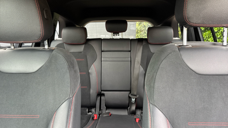 Mercedes-Benz GLB 200 AMG Line Premium 5dr 7G-Tronic Petrol Estate